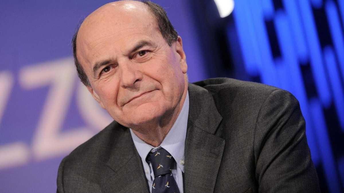 Immagine di Bersani vs Renzi e il processo perso da Erdogan in Germania. Le notizie del giorno in breve