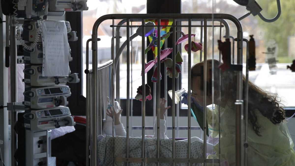 Immagine di La prima democrazia che uccide i bimbi