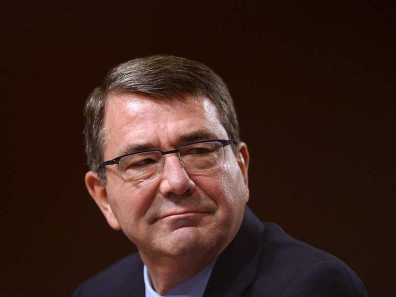Il segretario della Difesa americana Ashton Carter (foto LaPresse)