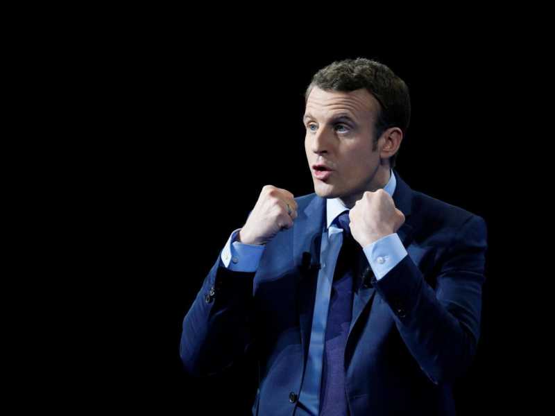 Francia, Emmanuel Macron in campagna elettorale (foto LaPresse)