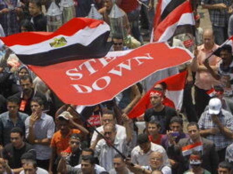 Scaduto l'ultimatum in Egitto. Morsi non può lasciare il paese