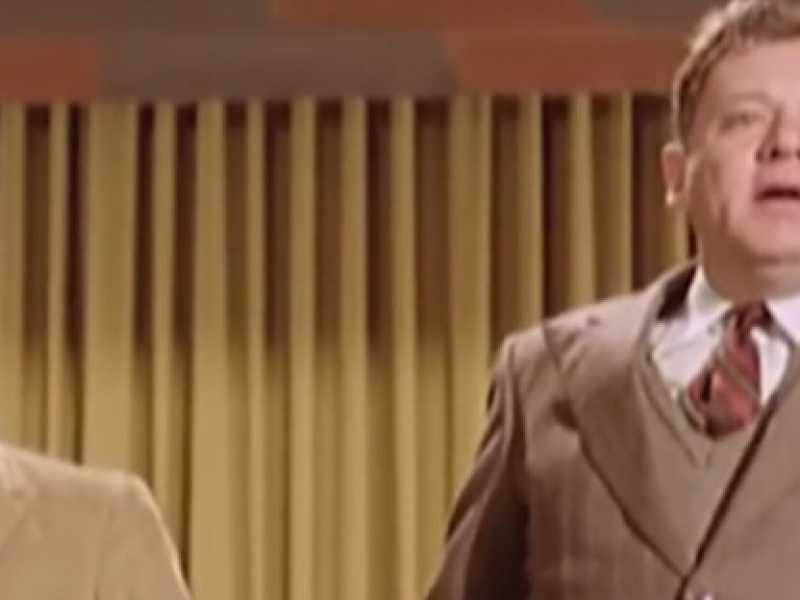 Paolo Villaggio ne Il secondo tragico Fantozzi