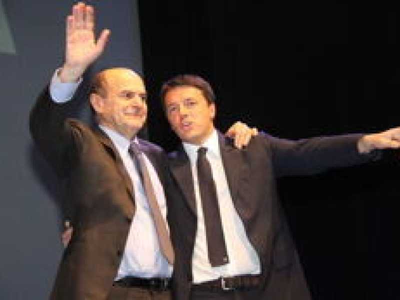 Renzi, Bersani e le figurine