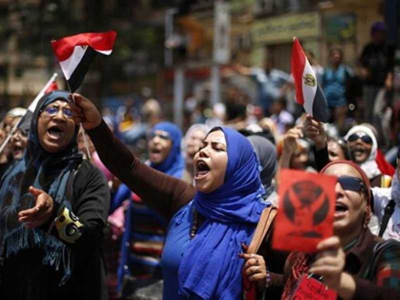 Barbarie e grandezza di piazza Tahrir
