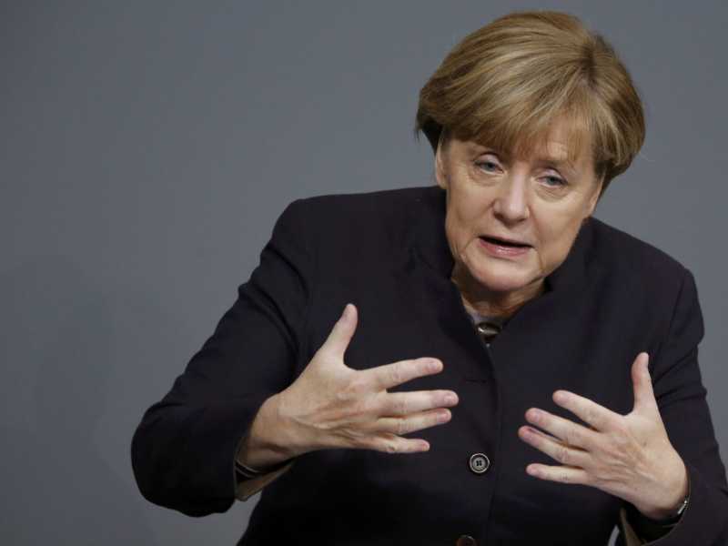 Merkel va alla guerra, fuga da Wall Street e morire di crepacuore. Di cosa parlare stasera a cena