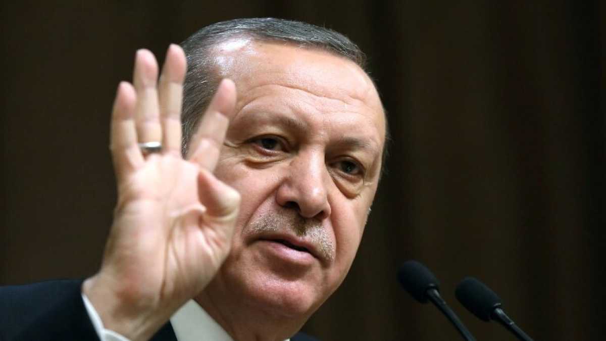 Immagine di Terremoto in Centro Italia, i super poteri di Erdogan e le auto volanti. Di cosa parlare stasera a cena