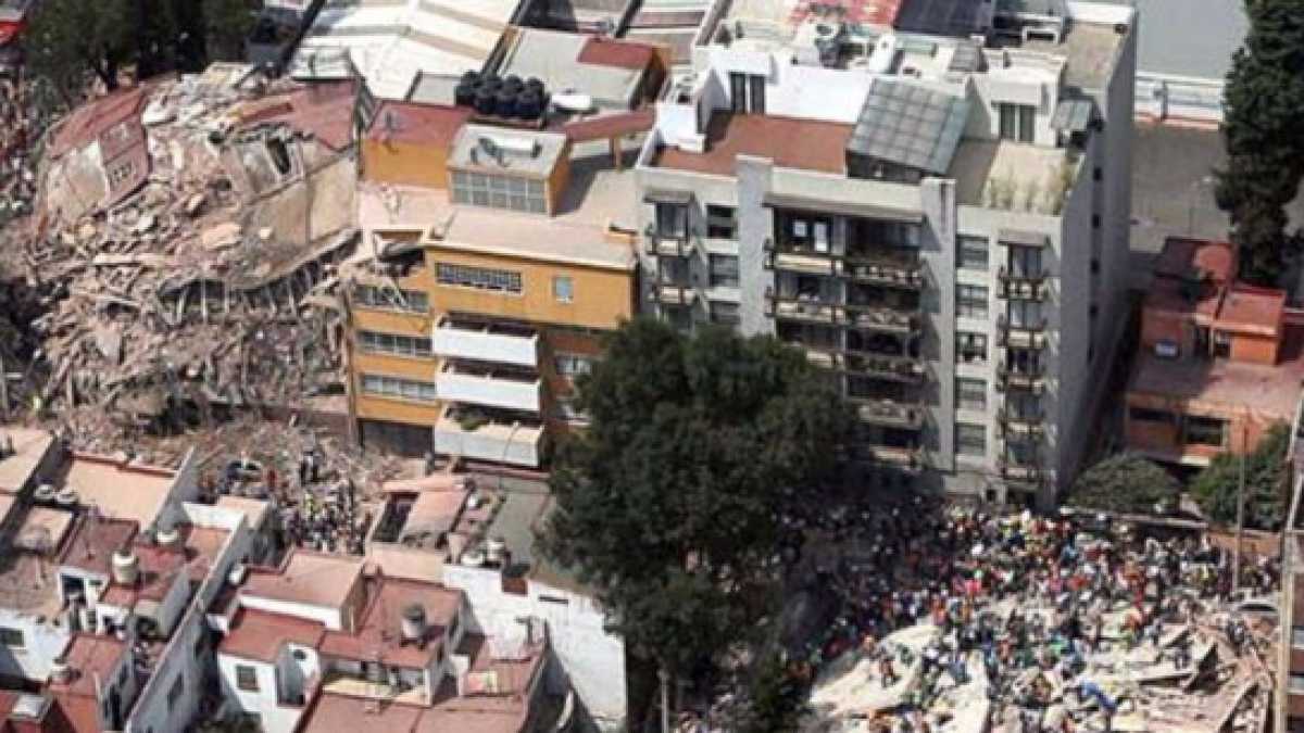Immagine di Un terremoto di magnitudo 7.1 colpisce il Messico. Centinaia le vittime. VIDEO. FOTO