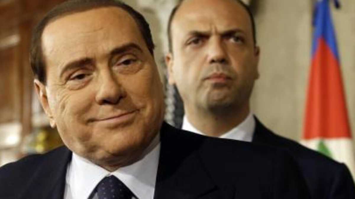Immagine di “Sinite Alfanulos venire ad me”. Il Cav. tratta la pace e spaventa i suoi