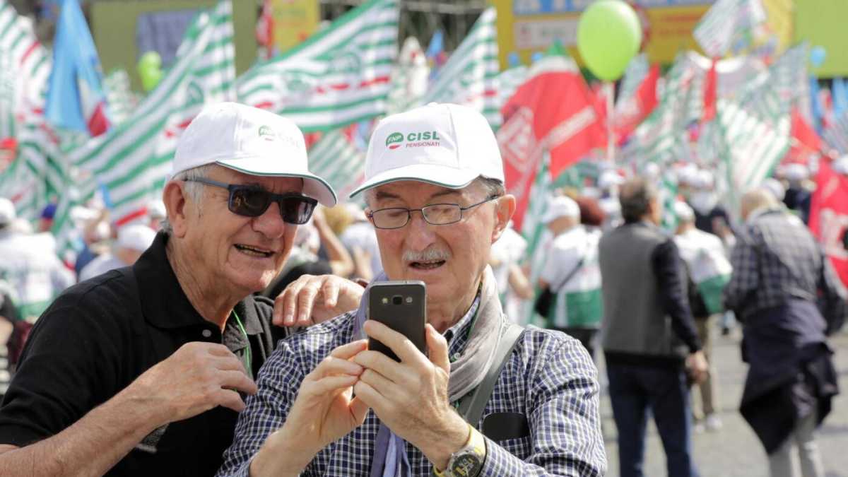 Immagine di L'accordo sulle pensioni e il missile russo che ha abbattuto il volo Malaysia Airlines. Le notizie del giorno, in breve