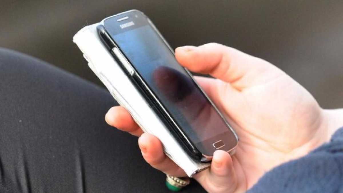 Immagine di Quello che non torna nel libro sugli smartphone di Aldo Cazzullo