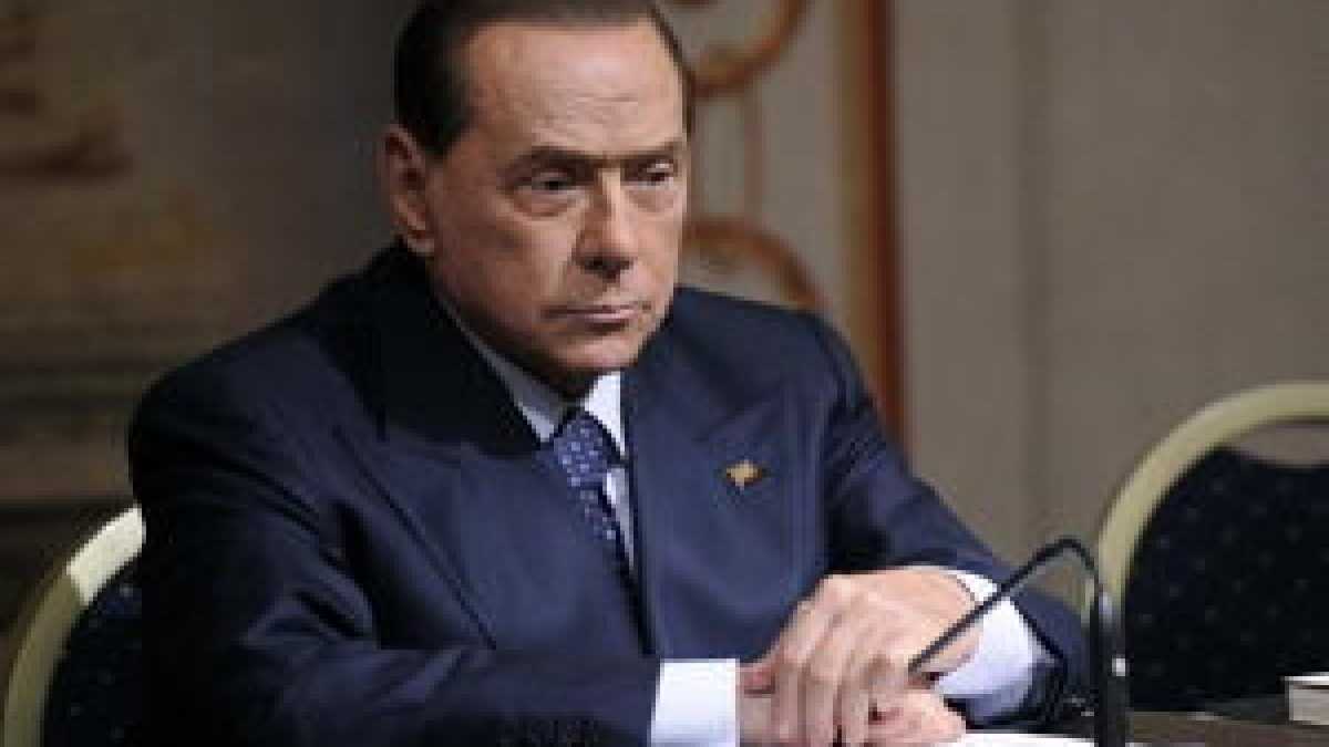 Immagine di Berlusconi al Foglio: nel 2011 in Italia ci fu un colpo di stato, gli Stati Uniti lo confermano