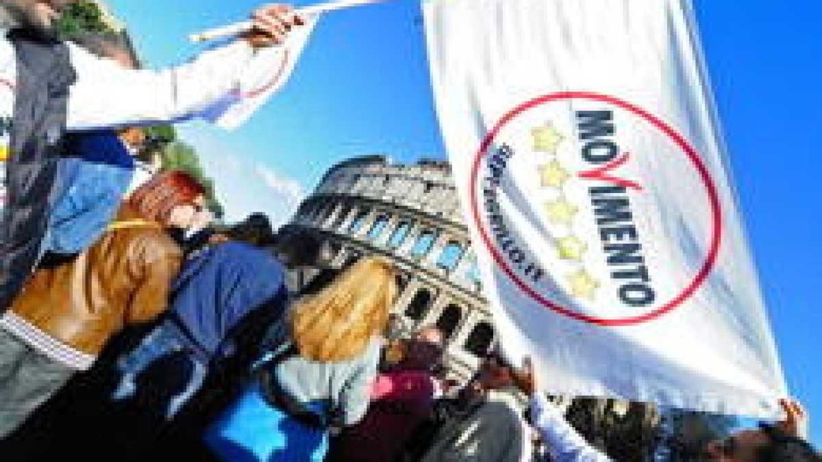 Immagine di La piazza insicura che attende Grillo per la terza volta
