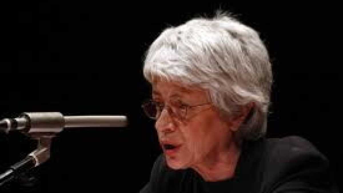 Immagine di Il lavoro e le astruse bizzarrie storico-sindacali di Barbara Spinelli