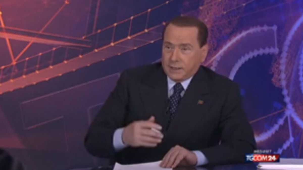 Immagine di Buffetto di Berlusconi a Renzi