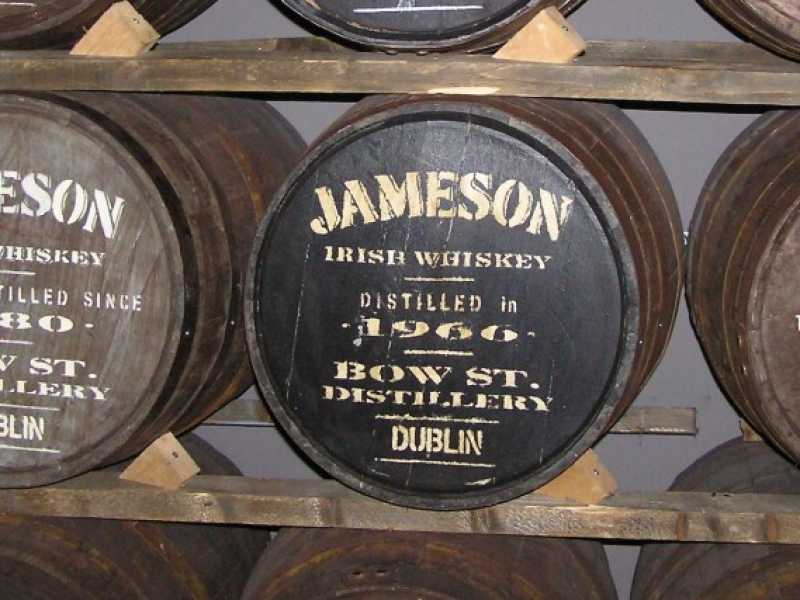 Il nuovo "travel ban" di Trump, Amazon vs Alibaba e il whisky irlandese. Di cosa parlare stasera a cena