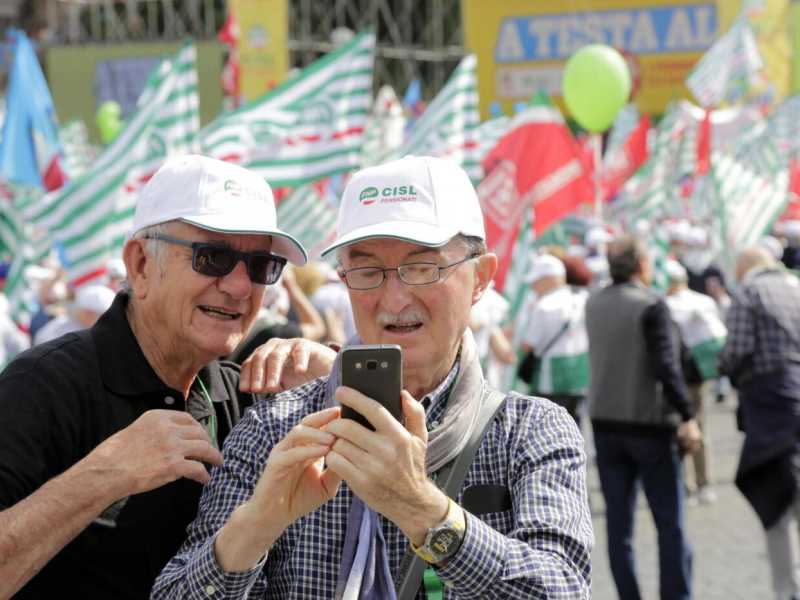 Manifestazione Pensionati a Roma (foto LaPresse)