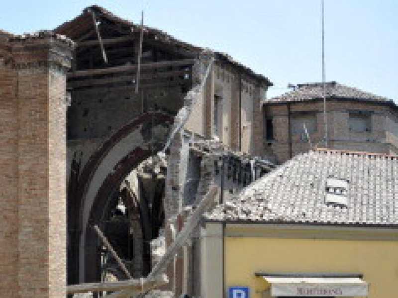Le vittime, le migliaia di sfollati. Da anni il triangolo tra Modena e Ferrara è sismico