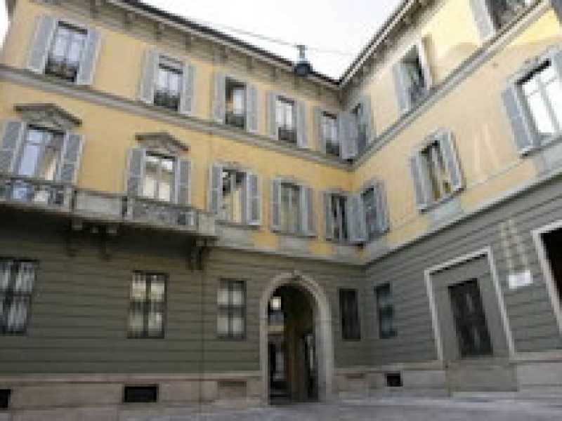 Gli sfilacciati intrecci di potere che solcano Mediobanca
