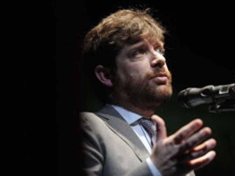 Civati contro “Le catene” di Cerasa (“ma viva Zalone!”)