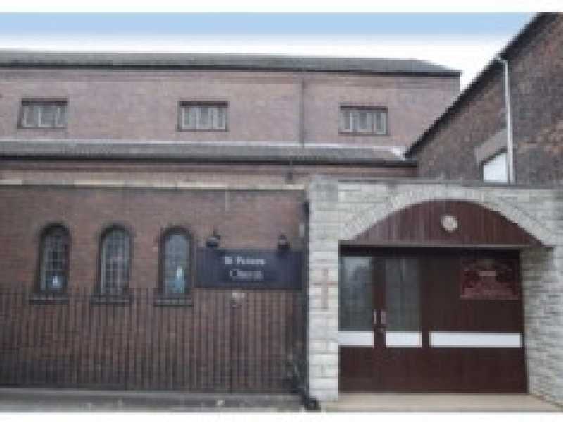 Inghilterra, la chiesa intitolata a San Pietro diventa moschea