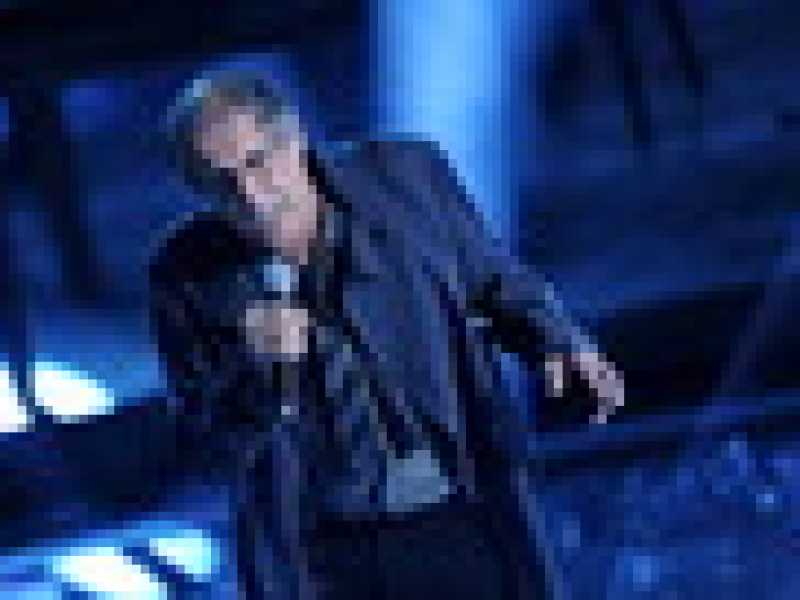 Il segreto del modello Celentano spiegato con una strofa