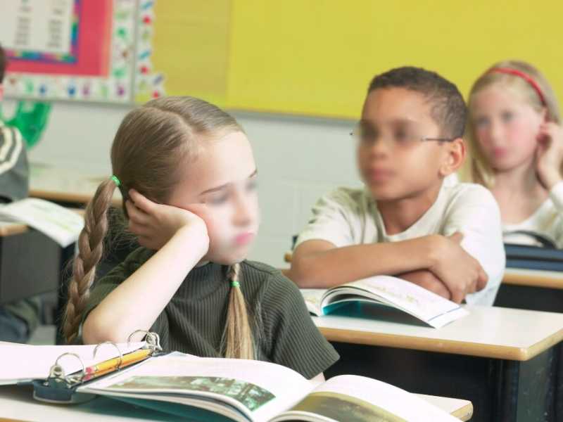 Un giorno, figlia mia, questi venti metri da sola con lo zaino in spalla ti saranno utili