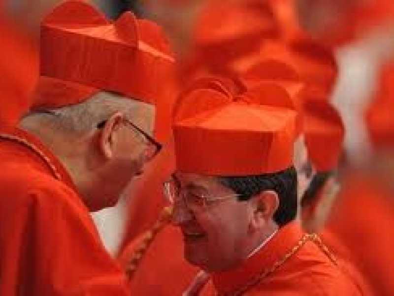 Collegialità e comunione, la democrazia con la chiesa non c’entra