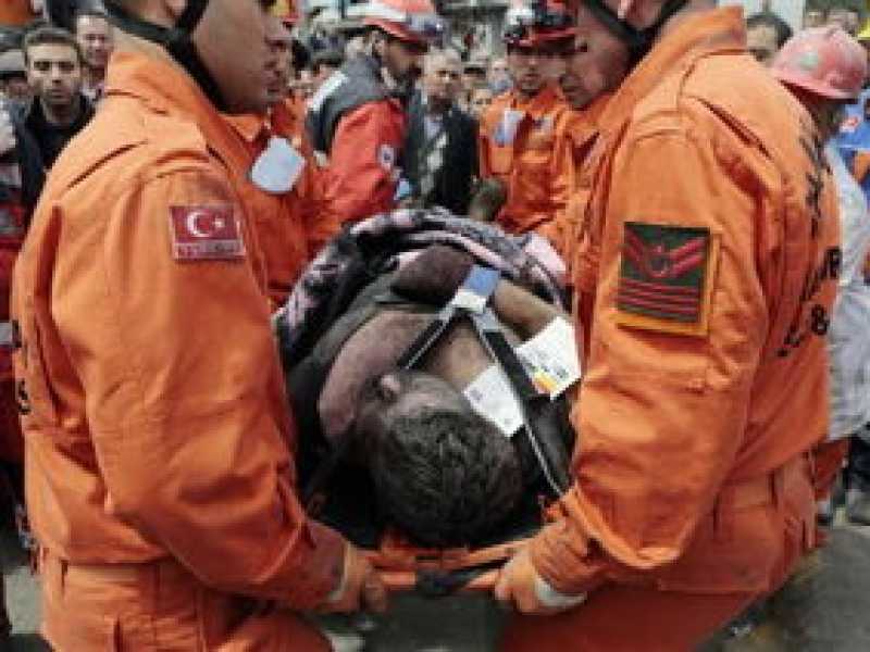 Oltre 200 morti nel crollo della miniera di Soma. Erdogan contestato