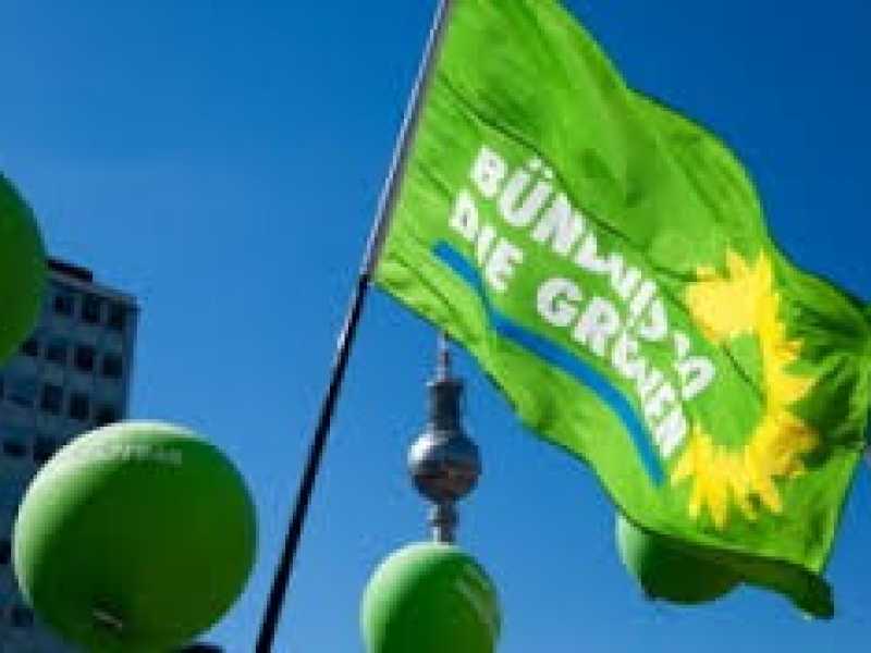 A Berlino i Verdi tanto litigiosi intravvedono un nuovo “rock’n’roller”