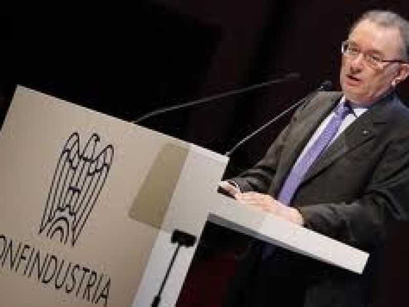 "Coraggio e rinnovamento per tornare a crescere". Squinzi detta la linea per la ripresa