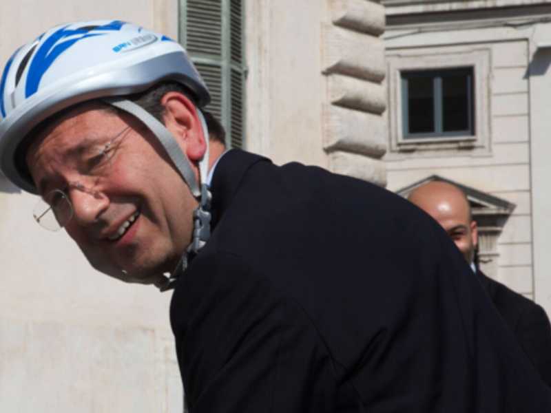Ecco l’opzione “troika” studiata dai renziani per commissariare Marino