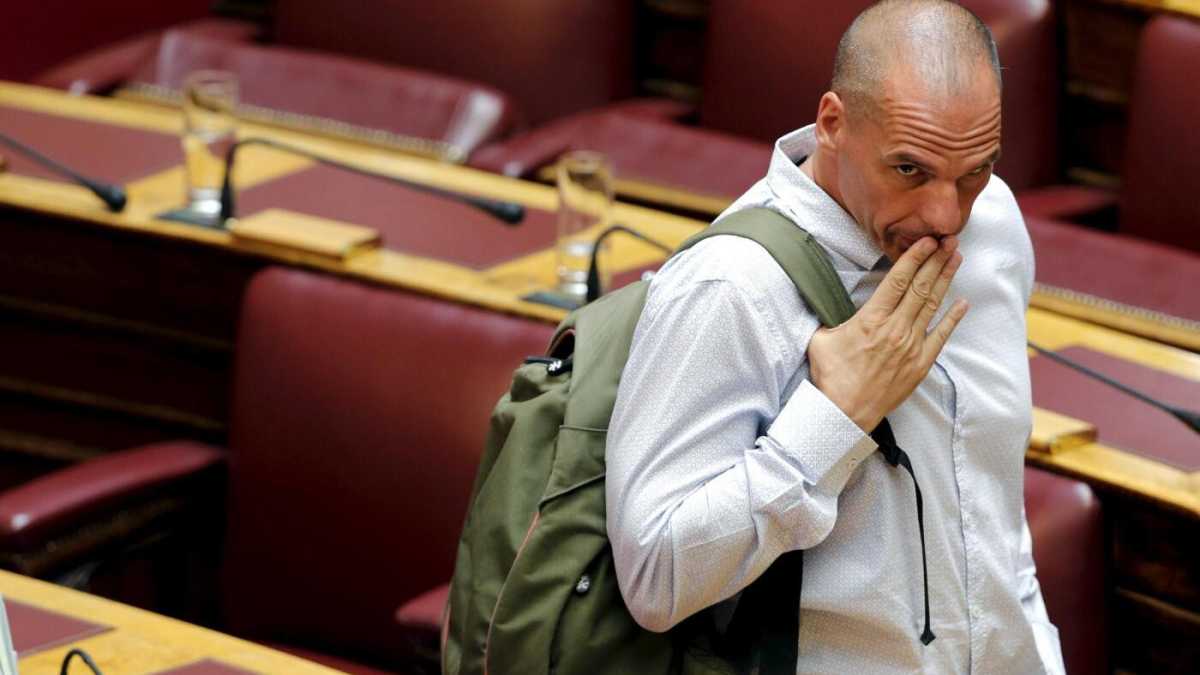 Immagine di Grecia verso il voto, Crocetta nella bufera e l'hotel dei robot. Di cosa parlare stasera a cena