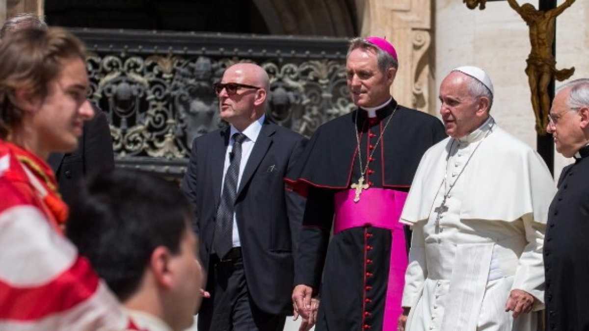 Immagine di L'invasione che oggi il papato incoraggia