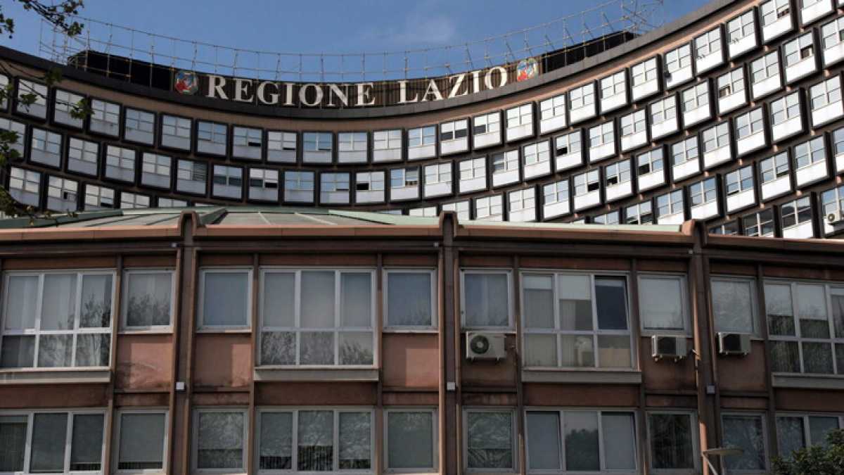 Immagine di Le inchieste, gli sprechi e il disastro della riforma del Titolo V