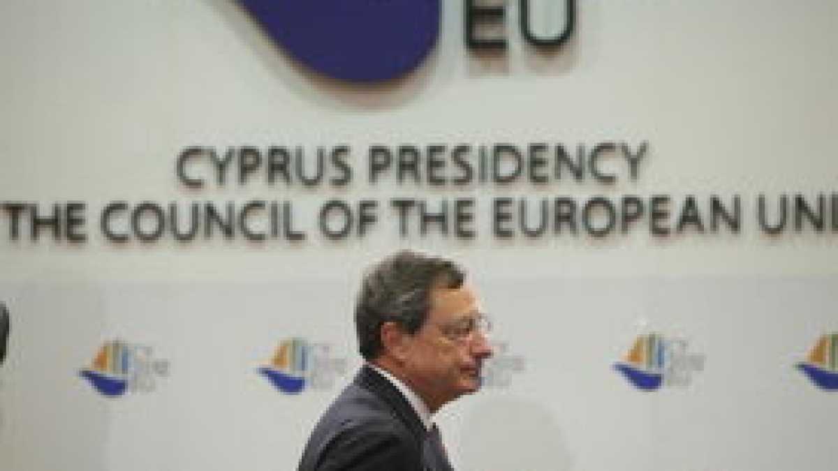 Immagine di Perché Draghi ha offerto l’aiuto, ma ora l’Europa rischia d’incartarsi di nuovo