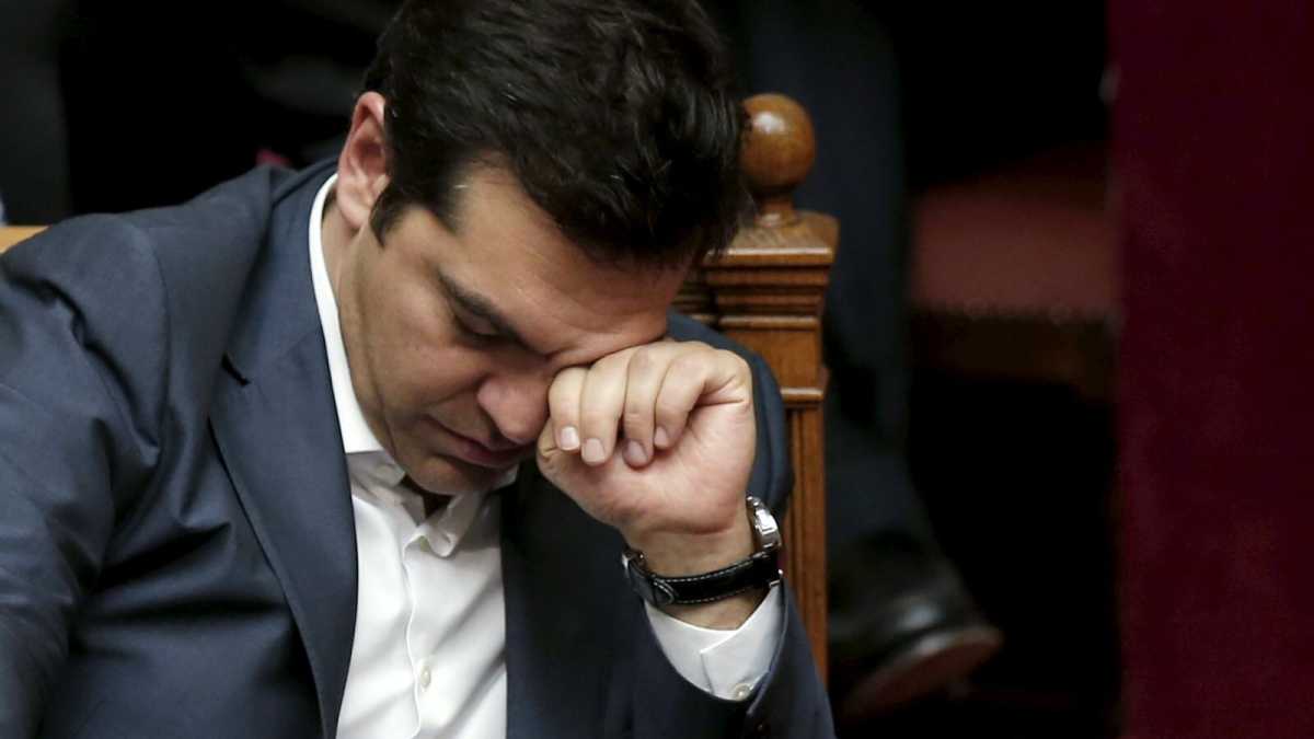 Immagine di Tsipras prova a rimettere insieme i cocci della Grecia