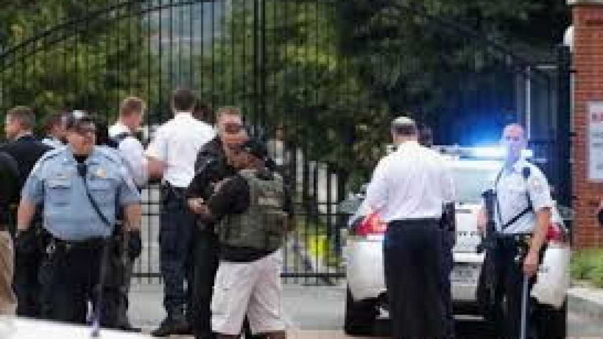 Immagine di La sparatoria nella base della Marina a Washington
