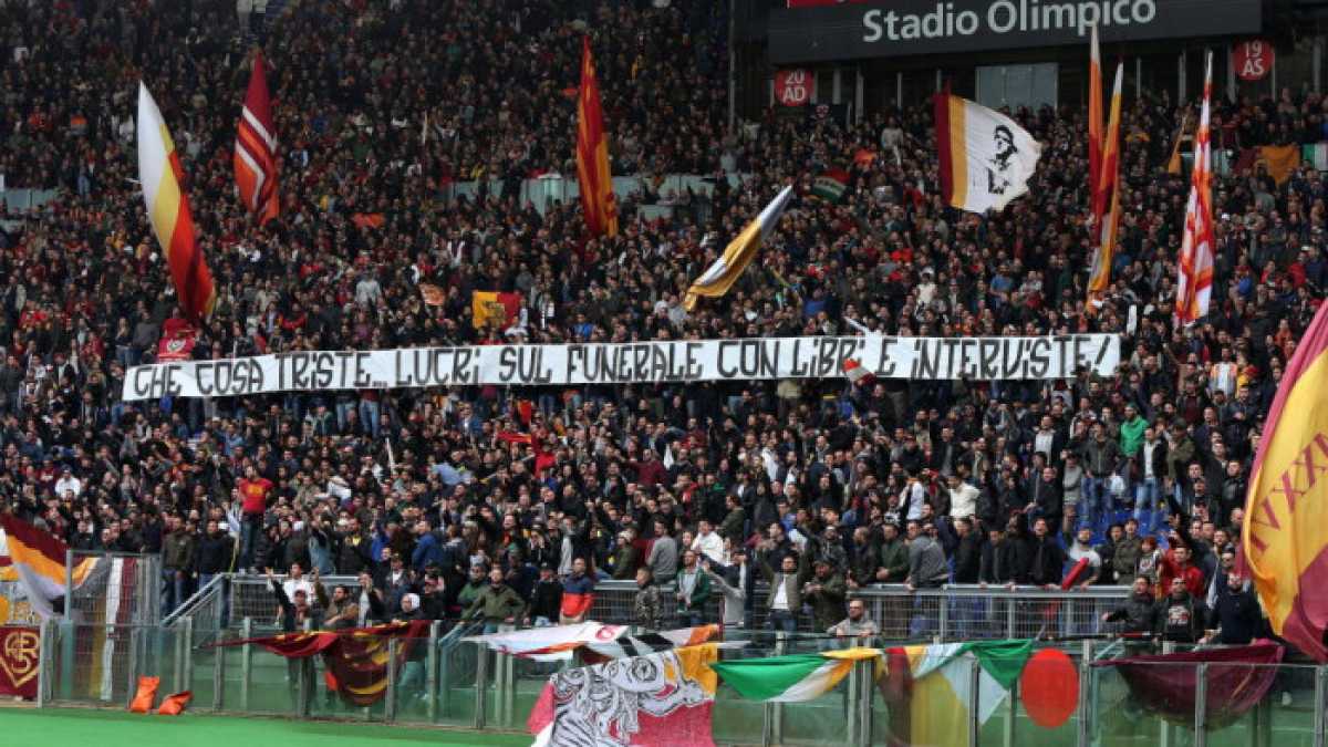 Immagine di Quello striscione la Vecchia guardia non l'avrebbe mai esposto