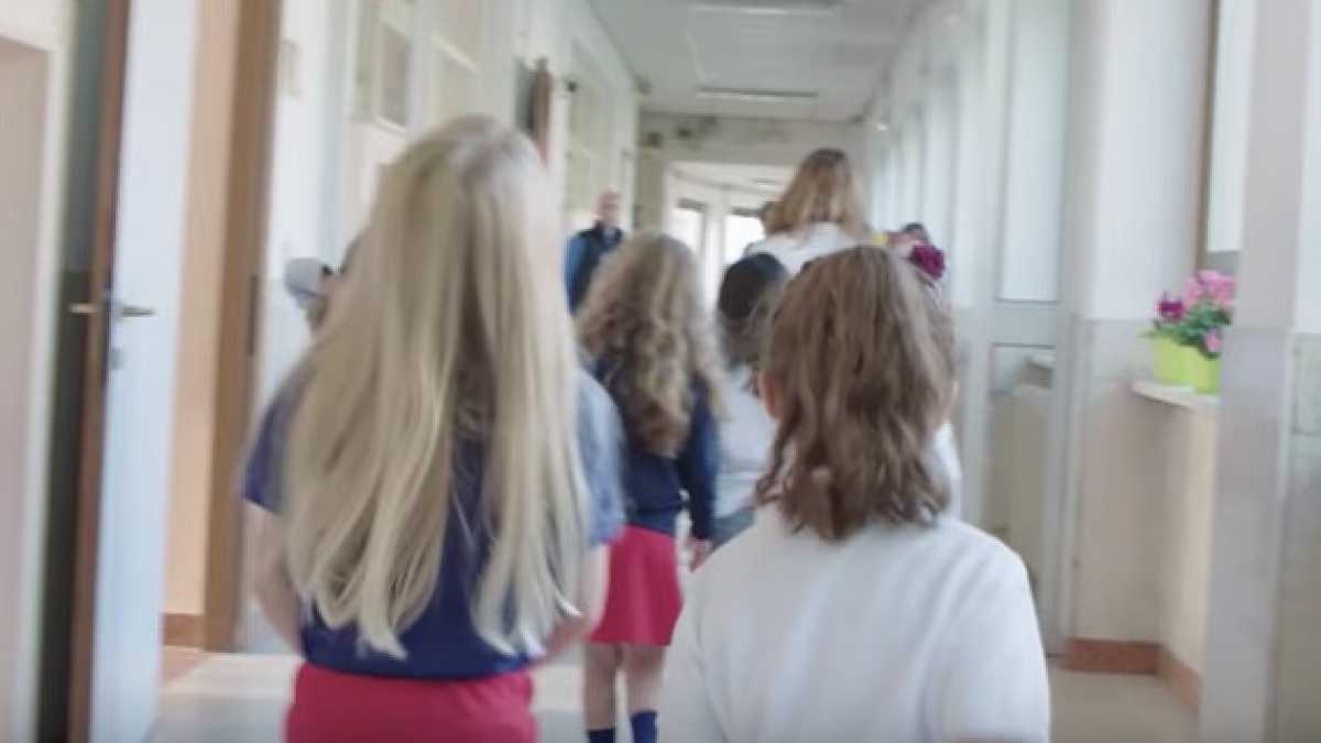 Immagine di Il nuovo spot di Benetton mette tanta voglia di scuola privata