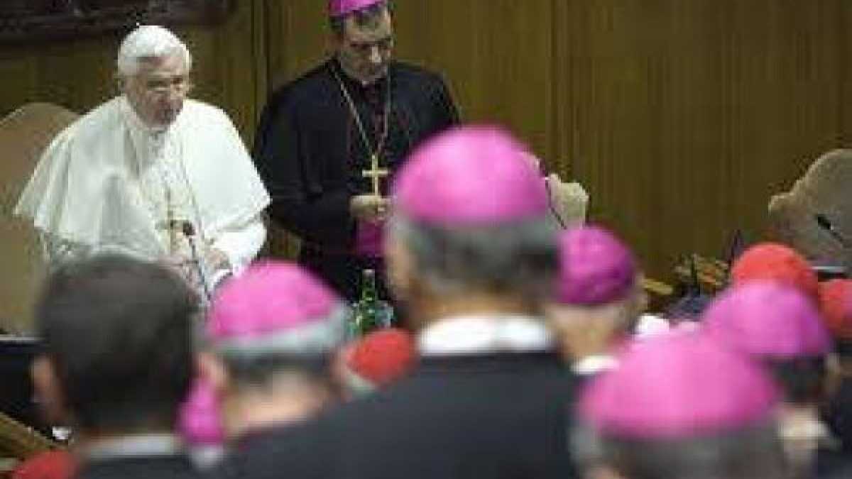 Immagine di Così B-XVI prepara il suo “Sinodo di guerra” (anche dentro il Vaticano)