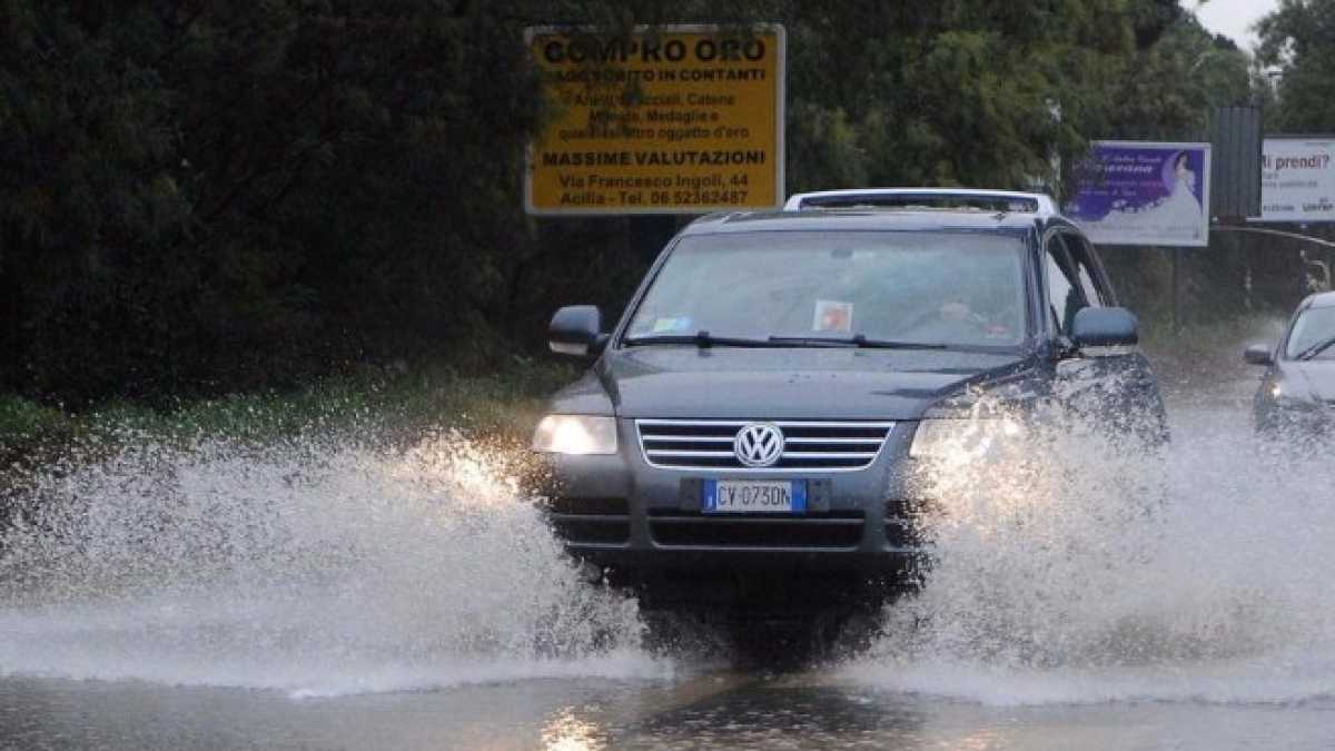 Immagine di Via Cristoforo Colombo, metafora di una città costruita a caso