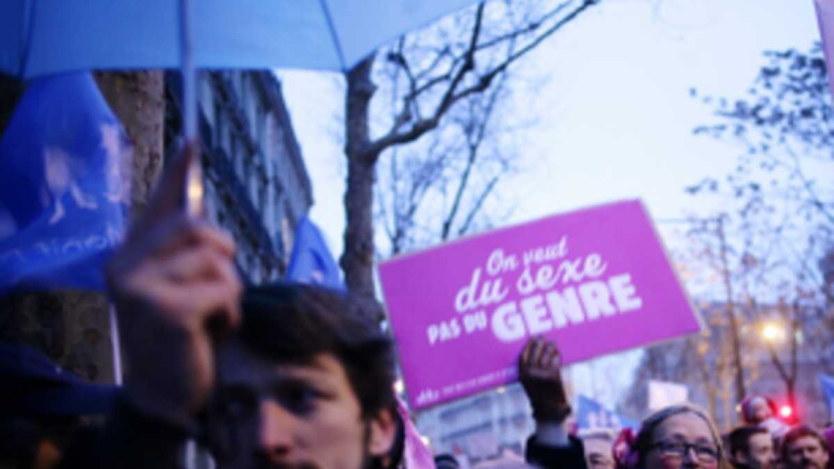 Immagine di Laici e non in piazza contro la legge sull’omofobia. Vescovi non pervenuti