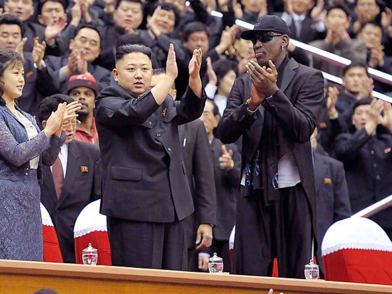 La diplomazia del basket festeggia il paffuto tiranno di Pyongyang