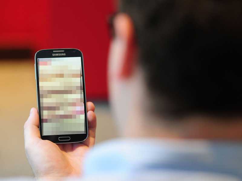 Sexting - Foto LaPresse