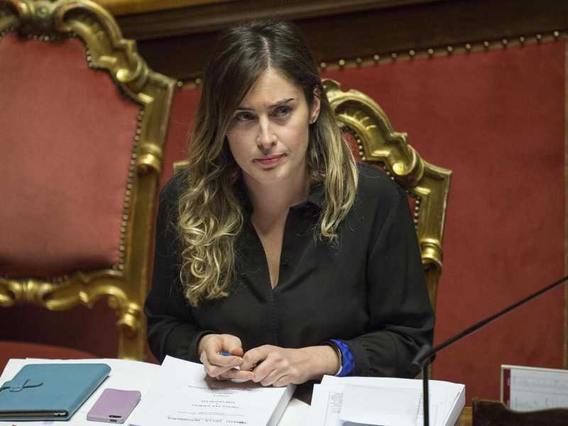 De Gennaro, i rom e l'università di Maria Elena Boschi
