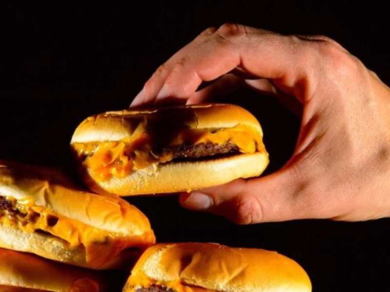 Il cuore della Brexit, lo scontro su Gerusalemme e i fast food. Di cosa parlare stasera a cena