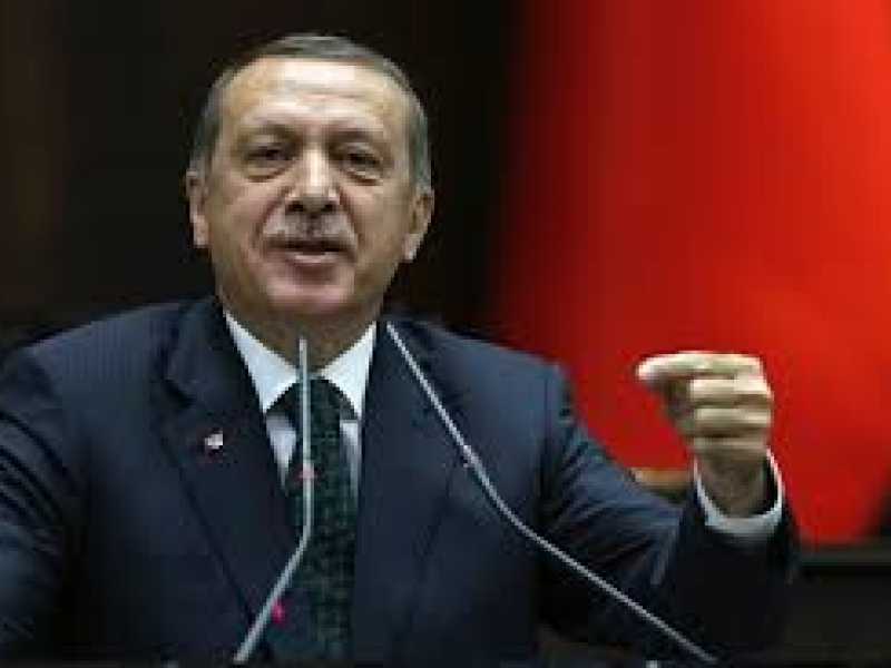 Per salvarsi dallo *scandalo, Erdogan dà pure ragione ai militari