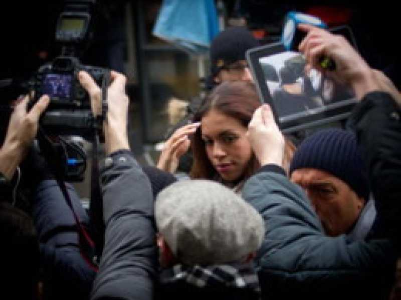Se al Cav. supereroe (sputtanato) giovi o no l’ultima raffica dei pm