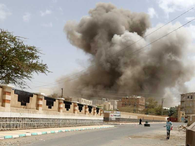 Venti di guerra in Yemen, il voto a Ferguson e il calcio malato. Di cosa parlare stasera a cena