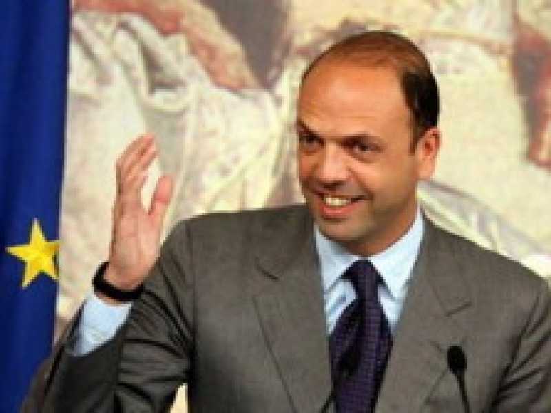 La vera partita di Alfano
